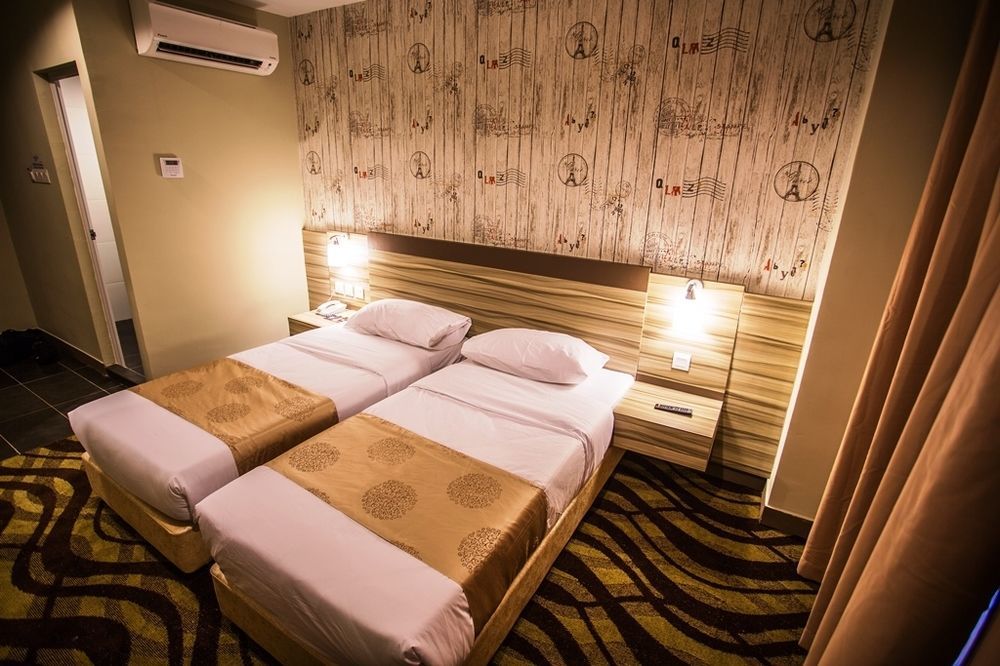 Hotel Zamburger Victory City Johor Bahru Kültér fotó