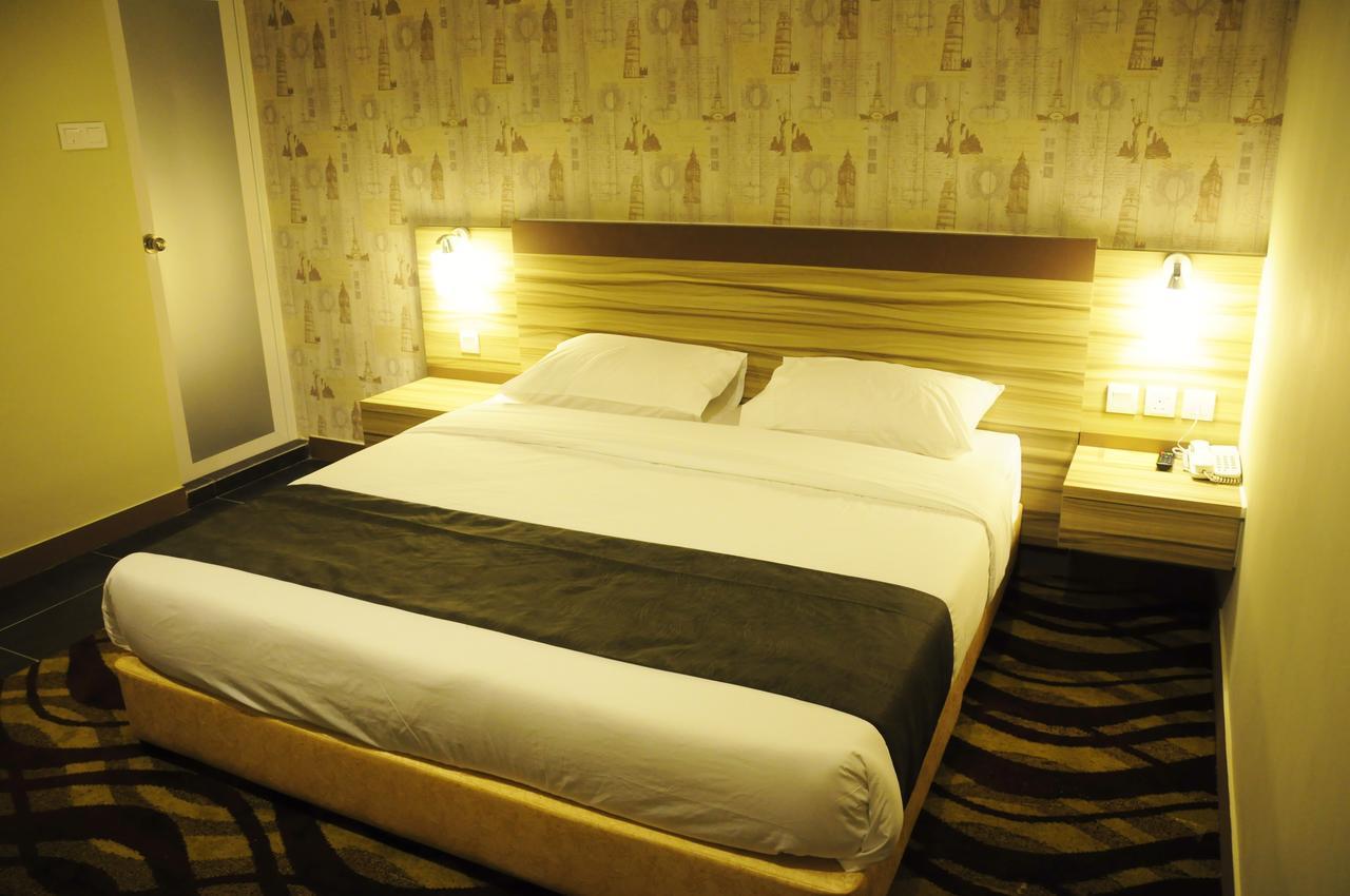 Hotel Zamburger Victory City Johor Bahru Szoba fotó