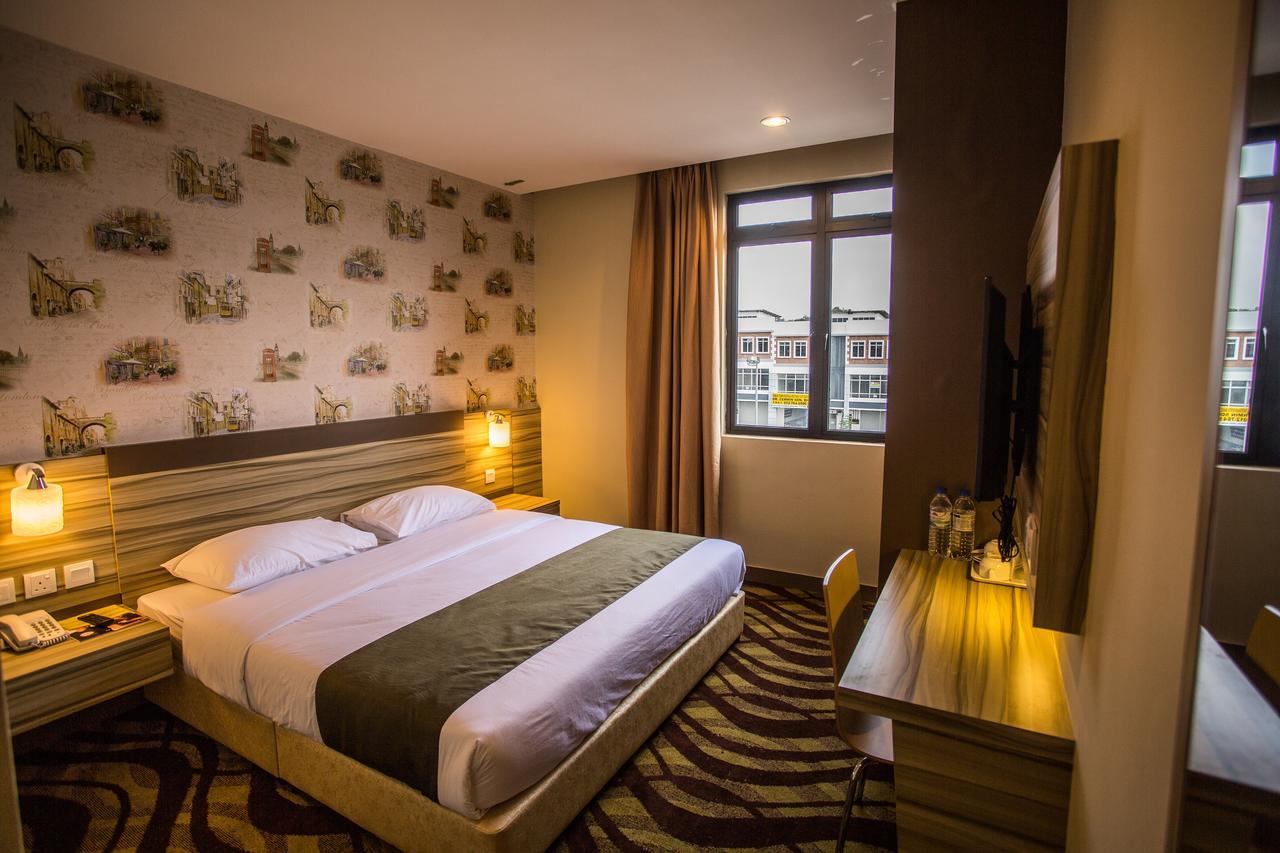 Hotel Zamburger Victory City Johor Bahru Szoba fotó